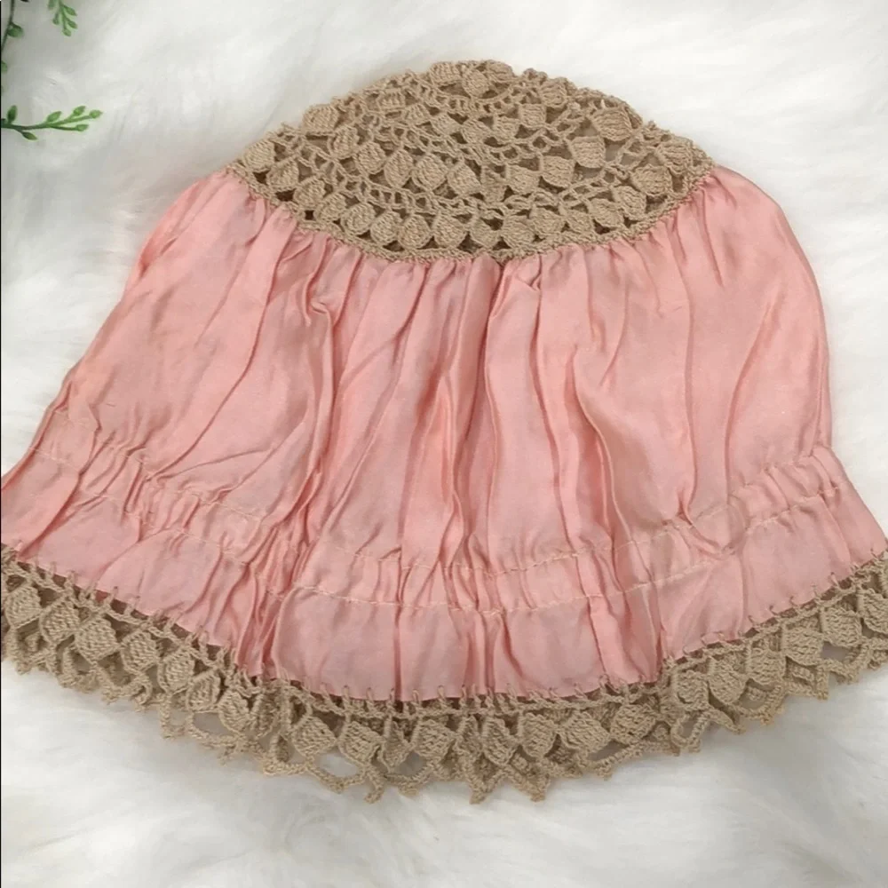 Vintage bed hat - - Picture 7 of 11